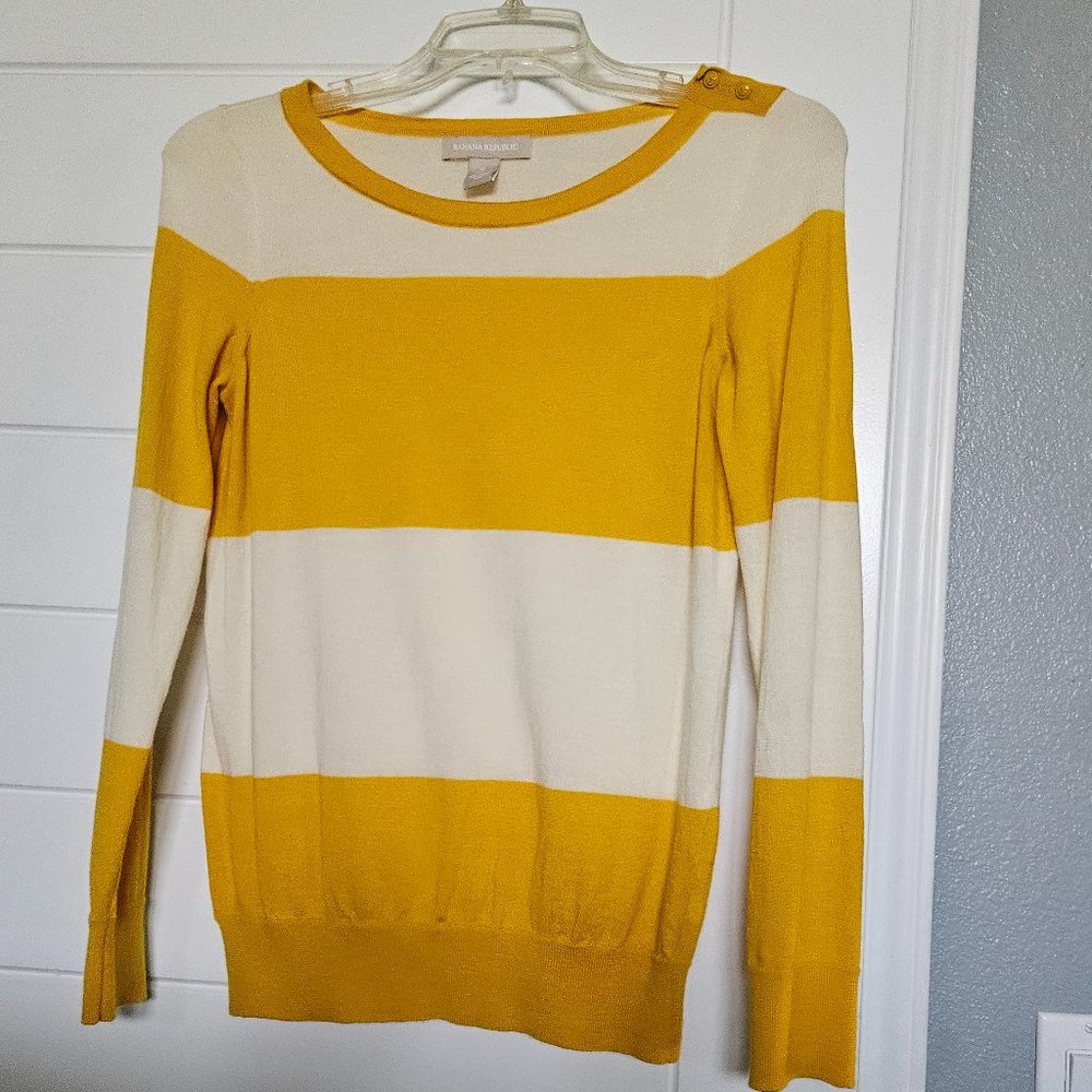 Banana Republic Women's Small Yellow w/Cream Sweater 100% Merino